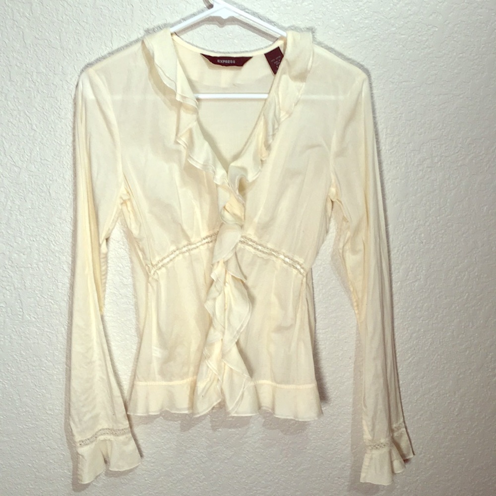 Express 100%cotton Blouse with lace and ruffles